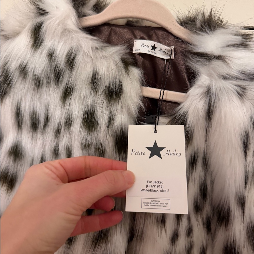 Petite Hailey Faux Fur Jacket size 2 NWT - Picture 11 of 11